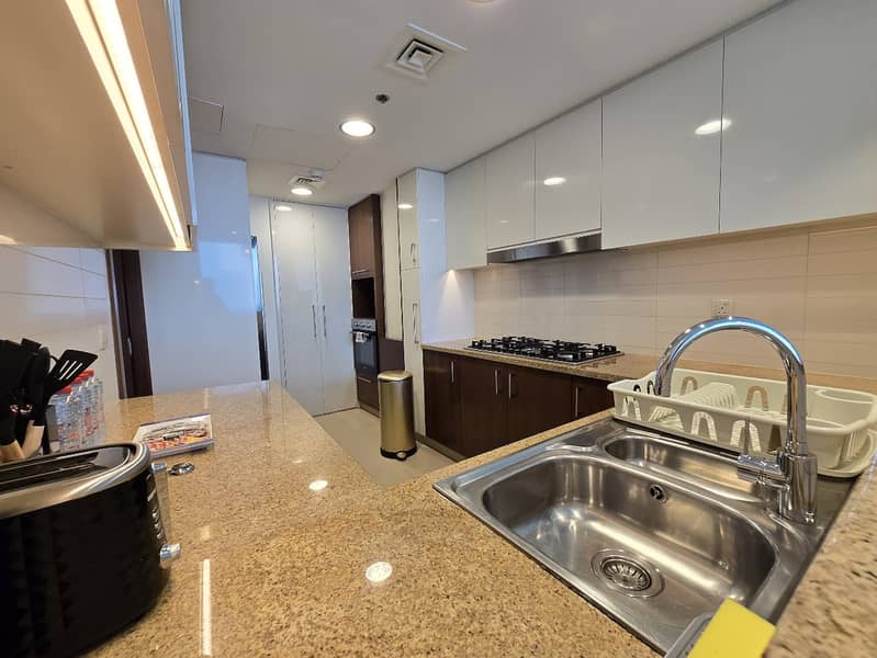 Stunning 3 Bed + Maid | Downtown | Burj Khalifa View - Image 35