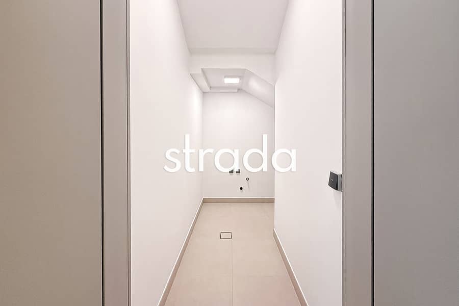 Internal location | Brand new | Available