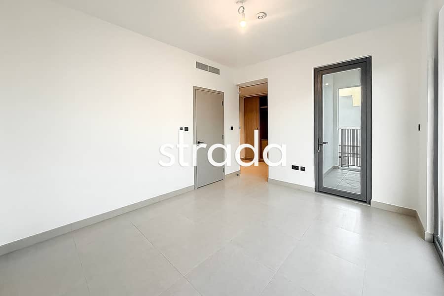 Internal location | Brand new | Available - Image 9