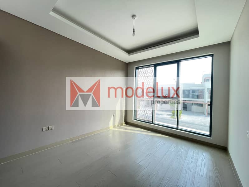 5 Bedroom Villa in Silver Springs 3, Damac Hills - Image 10