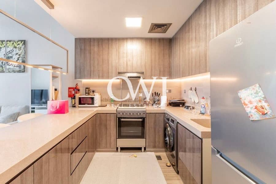 Motivated Seller | High Floor | Fully Furnished - Image 6