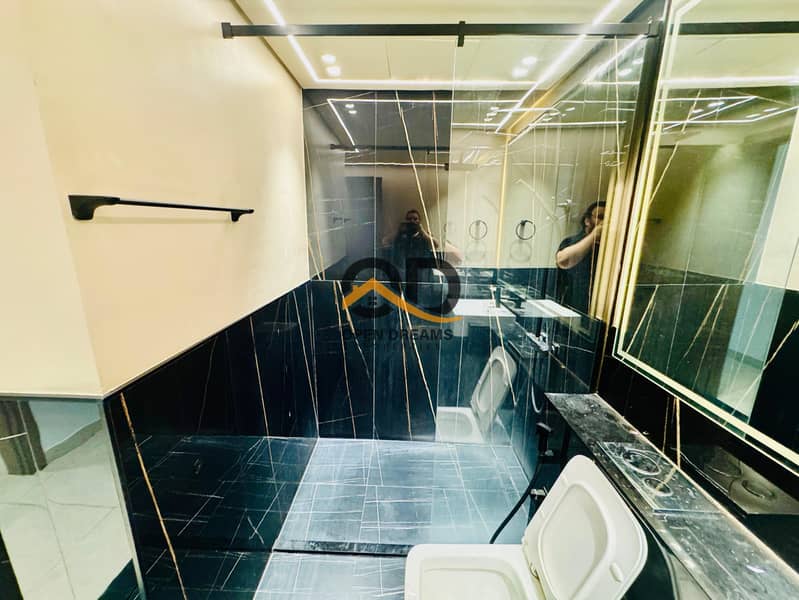 Modern 2BR Smart Home | Pool View | 1/4 Cheques | - Image 11