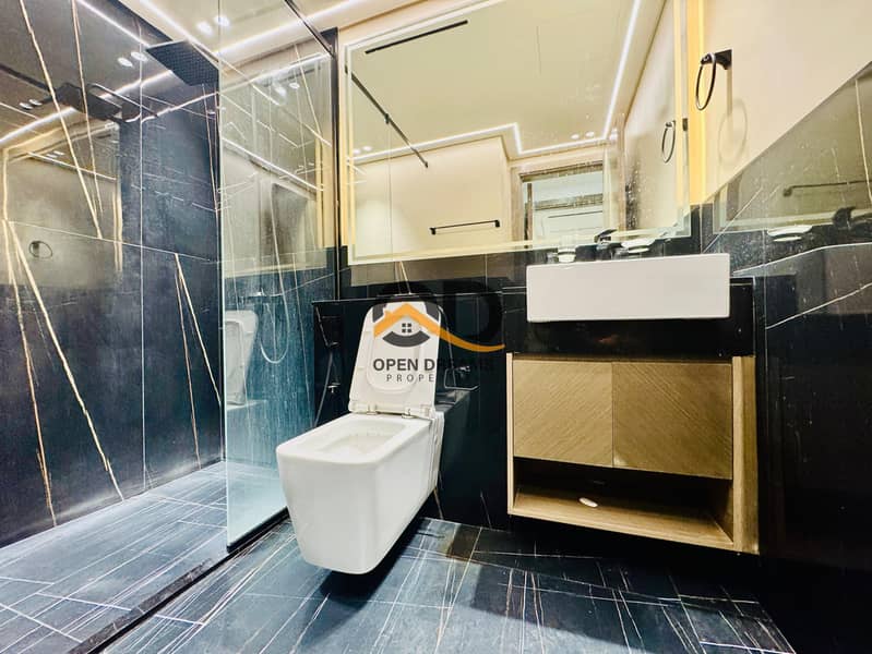 Modern 2BR Smart Home | Pool View | 1/4 Cheques | - Image 12