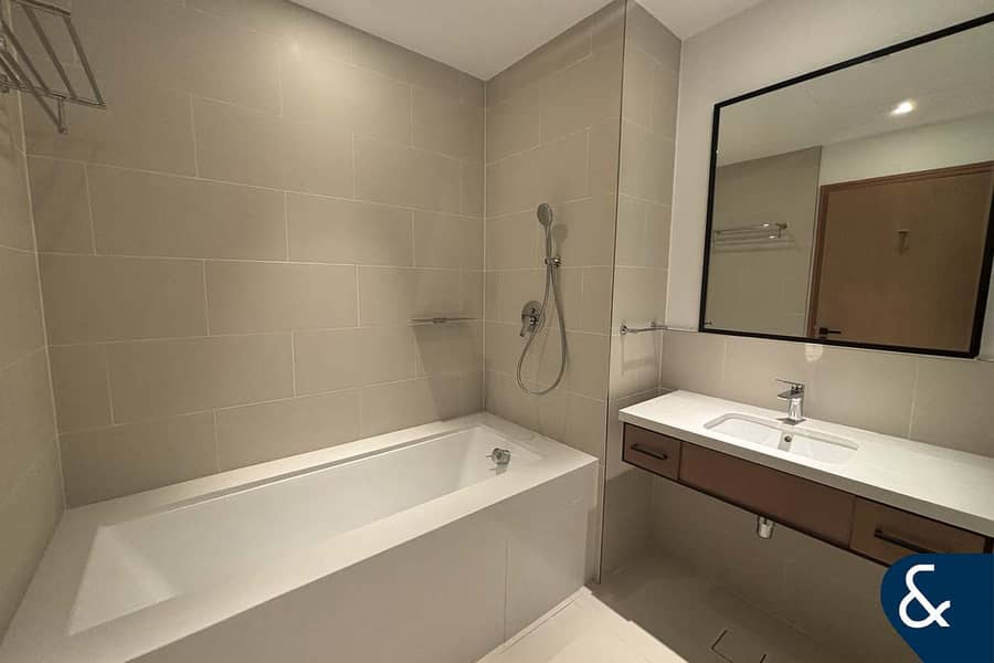 Luxury | Vacant | 3 Bed | Marina and Sea View - Image 12