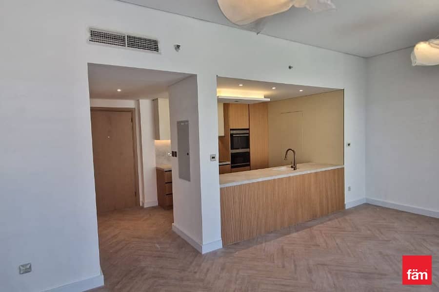 Burj Khalifa View | Vacant | High Floor | Ugraded