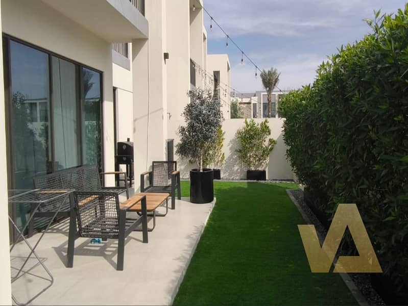 Gorgeous 4 BHK | Private Garden | Well Maintained - Image 7