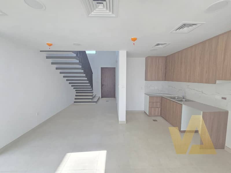 Gorgeous 4 BHK | Private Garden | Well Maintained - Image 19