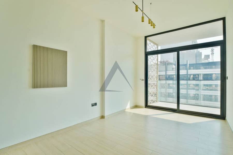 1 Bedroom | Community View | Next To Exit - Image 9