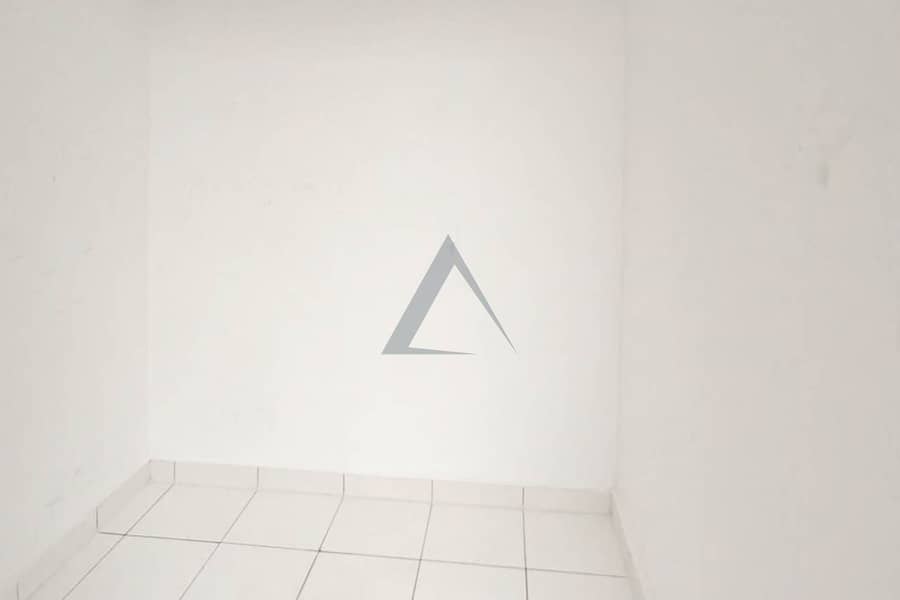 Fully Furnished 2BR | Prime Location | Vacant | Geepas Tower - Image 10