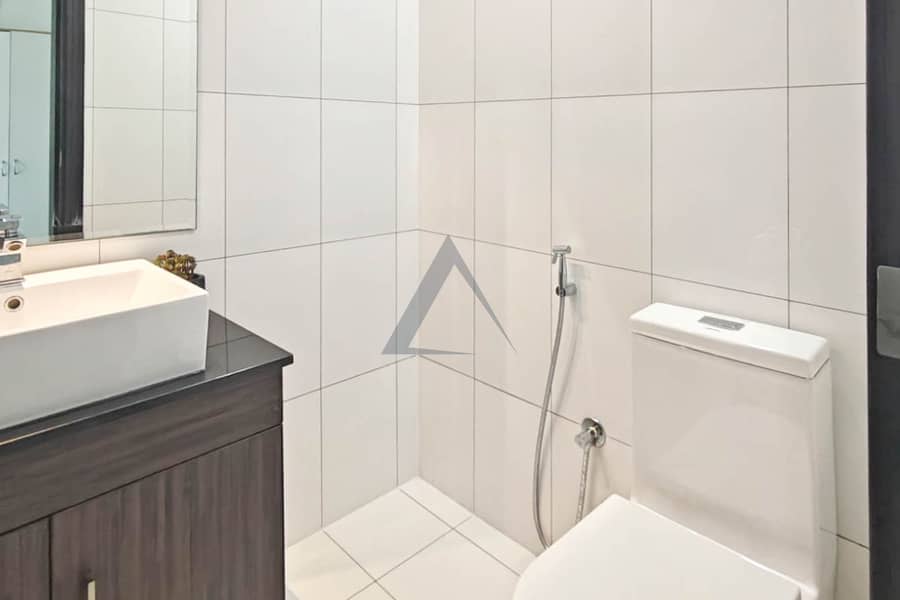 Fully Furnished 2BR | Prime Location | Vacant | Geepas Tower - Image 12