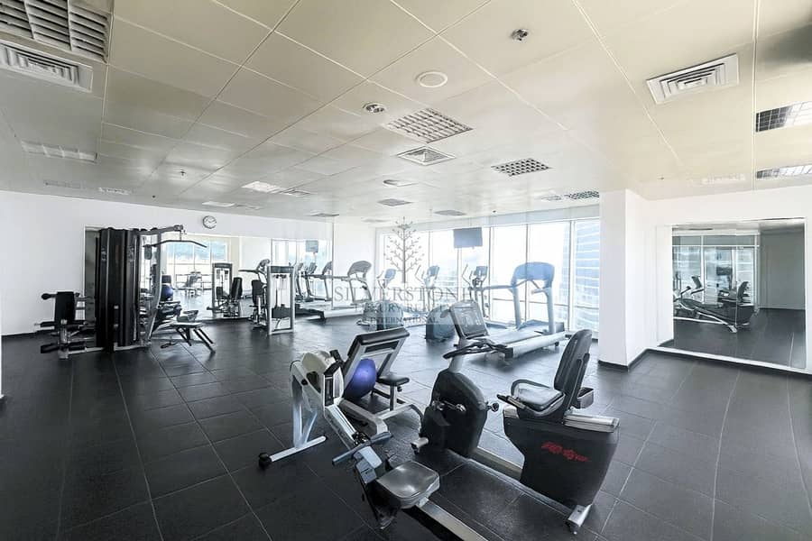 Spacious | Furnished | High Floor Lake View - Image 15