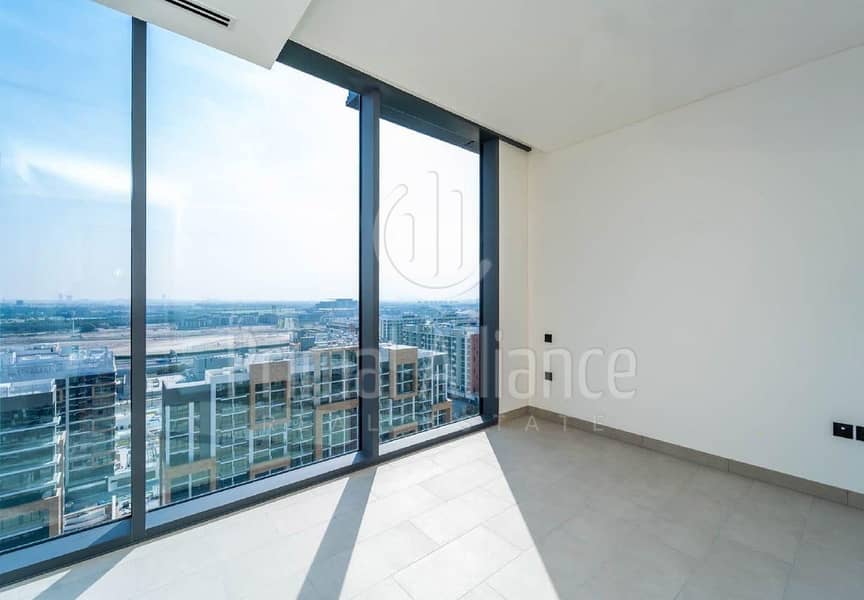 Spacious Duplex | Great View | High Floor | Vacant from Feb - Image 26
