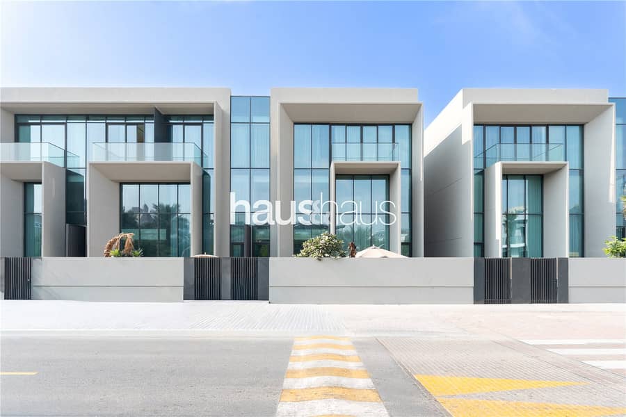 Exclusive | Modern Finishing | Vacant on Transfer