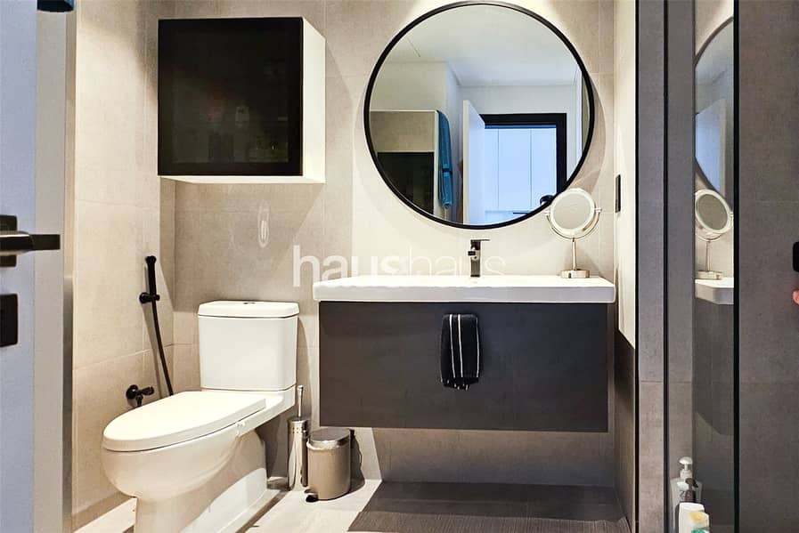 Full Canal & Burj View I Exclusive I Vacant - Image 6