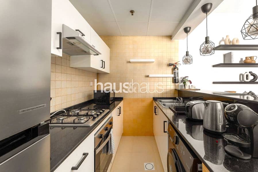 Vacant! | Upgraded | Ideal Location