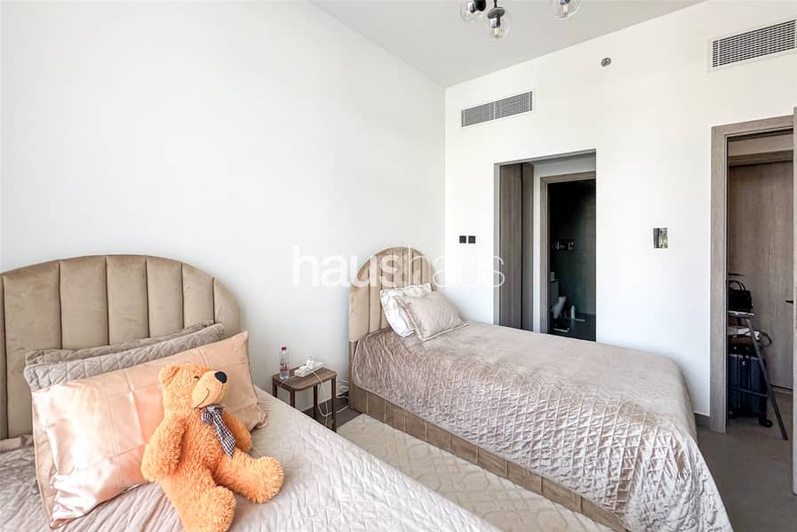 Pool Views | Spacious | Appliances Included - Image 9