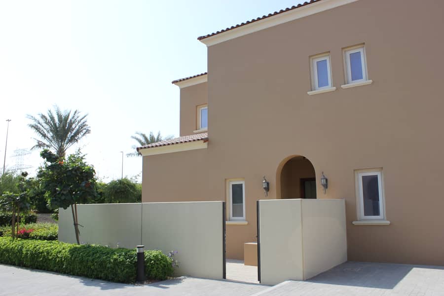 VACANT ON TRANSFER | SINGLE ROW | CORNER UNIT