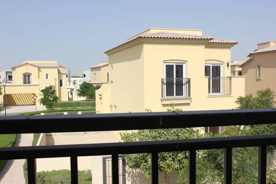 VACANT ON TRANSFER | SINGLE ROW | CORNER UNIT - Image 11