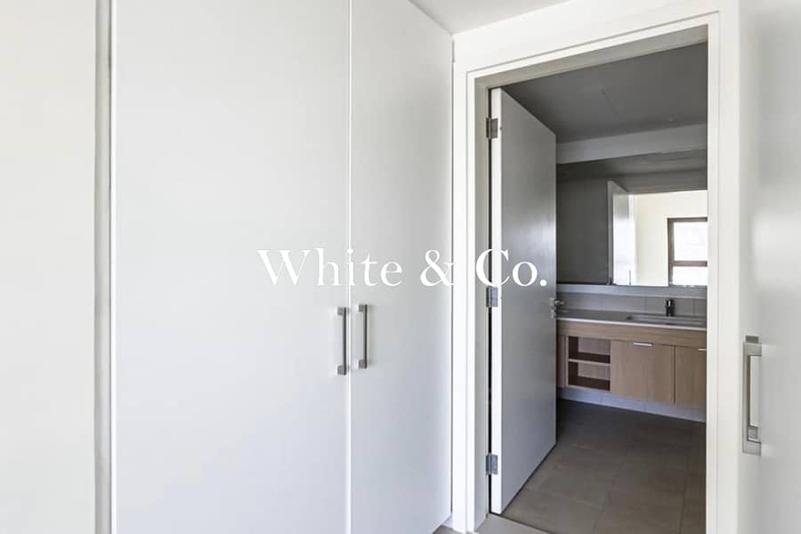 Available Now | Golf View | Chiller Free - Image 7