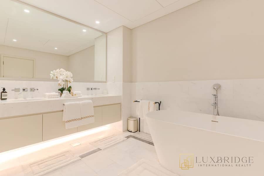 Corner | Upgraded | Luxurious | Amazing View - Image 13