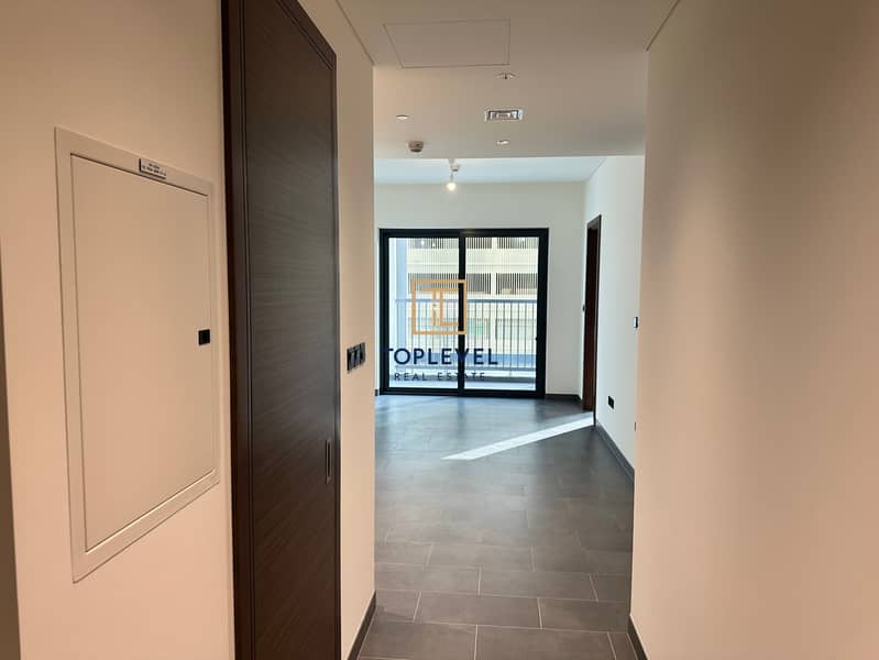 Modern 1BR + Study Room+External Storage Room Unfurnished - Image 3