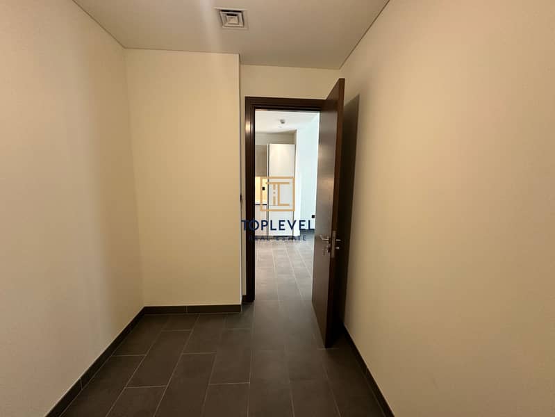 Modern 1BR + Study Room+External Storage Room Unfurnished - Image 14