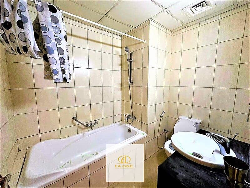 Specious 1 Bedroom Apartment for Rent – Emirates Gardens - Image 7