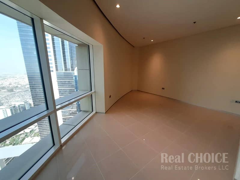 Skyline Serenity | Luxurious 2BR |Park Place Tower