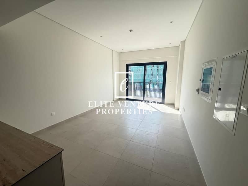 VACANT | SPACIOUS 2 BEDROOM | PRIME LOCATION - Image 3