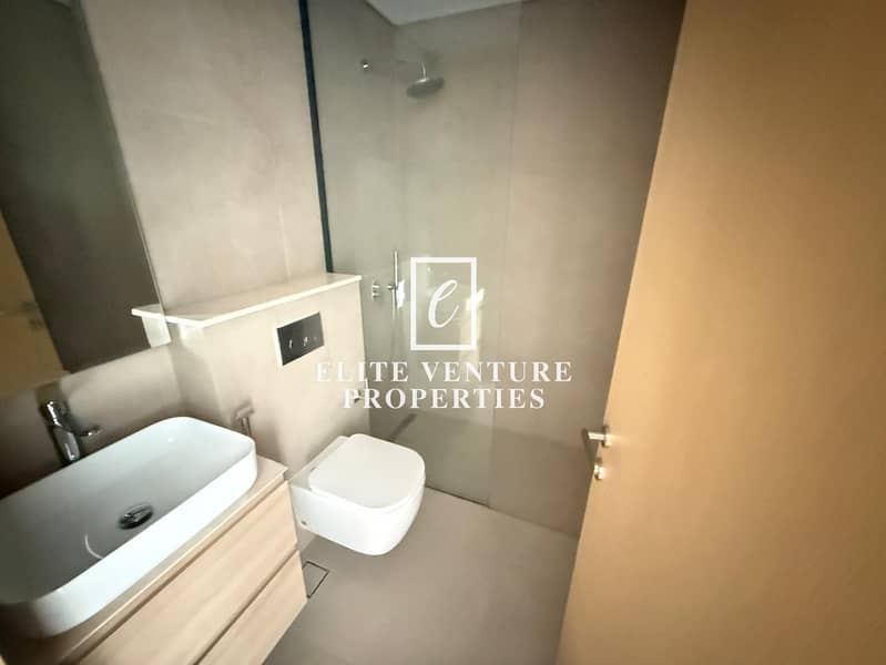 VACANT | SPACIOUS 2 BEDROOM | PRIME LOCATION - Image 6