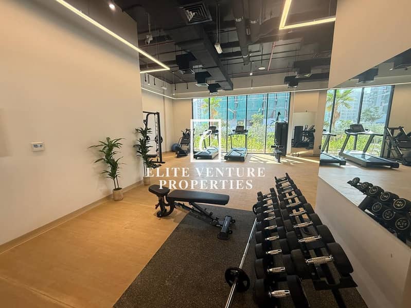 VACANT | SPACIOUS 2 BEDROOM | PRIME LOCATION - Image 8