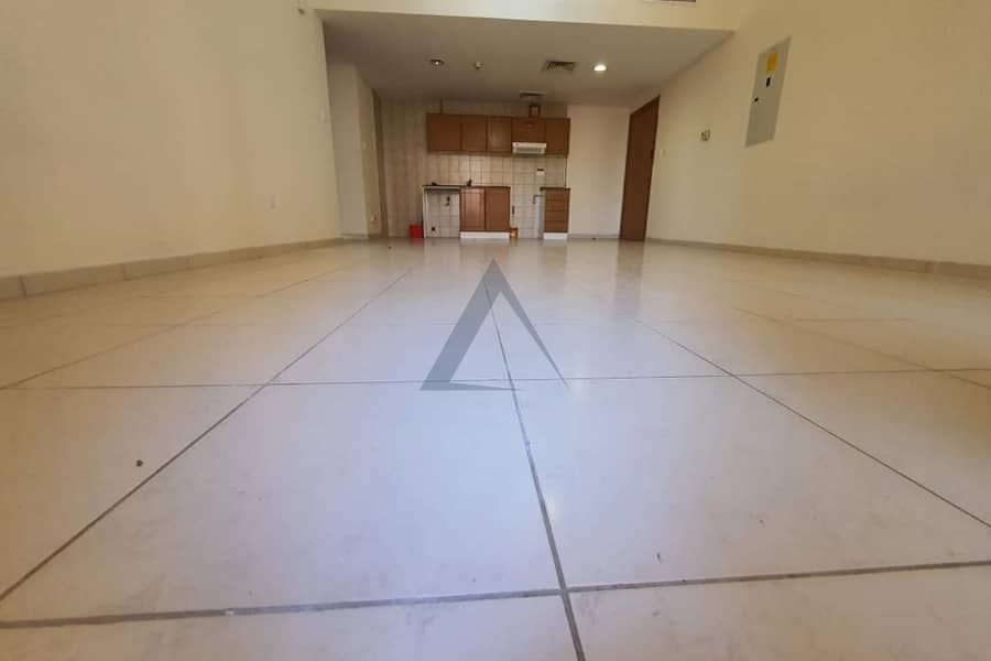 Spacious 1BHK | Balcony | Premium Amenities