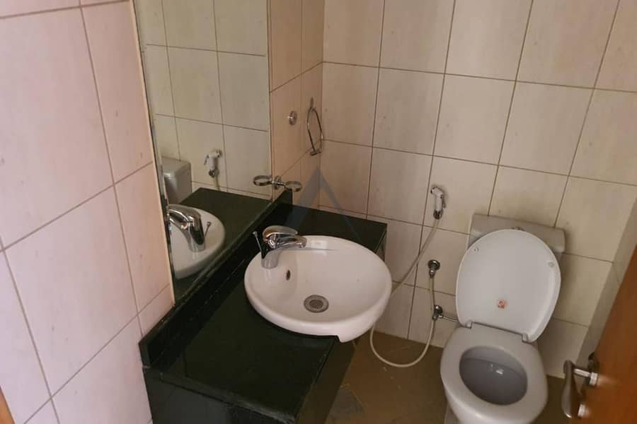 Spacious 1BHK | Balcony | Premium Amenities - Image 6