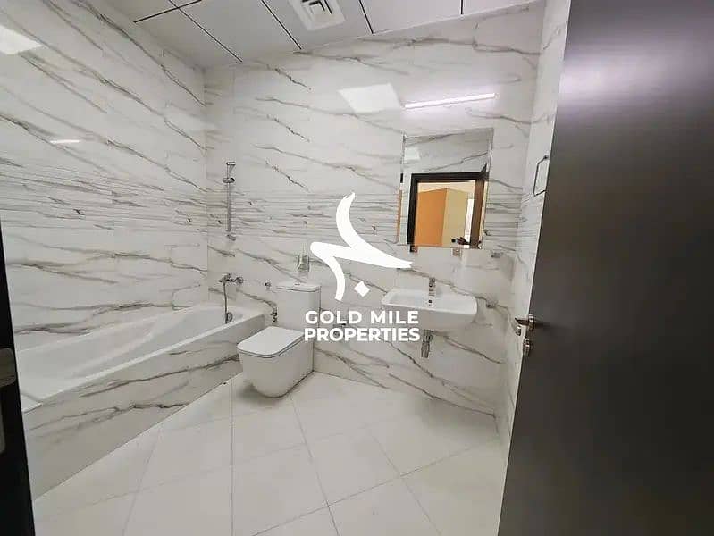 Chiller Free - Luxurious 3 BHK + Maid - High End Finishes - Perfect Family Living - Image 7