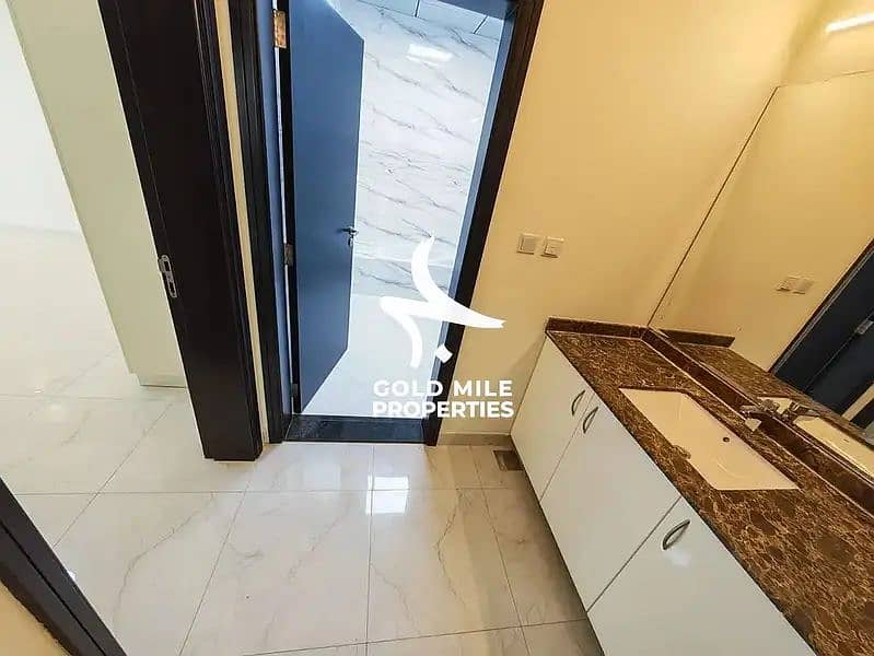 Chiller Free - Luxurious 3 BHK + Maid - High End Finishes - Perfect Family Living - Image 10