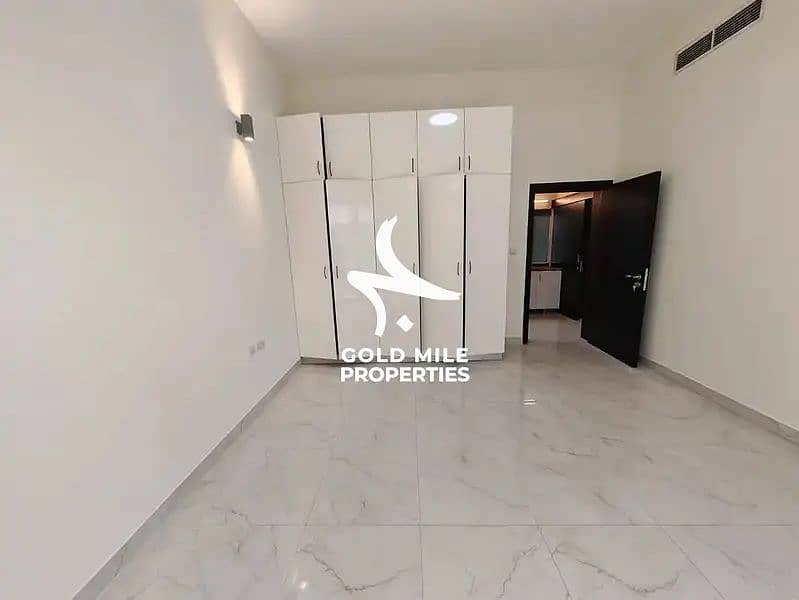 Chiller Free - Luxurious 3 BHK + Maid - High End Finishes - Perfect Family Living - Image 11