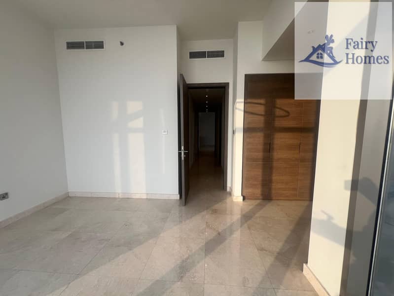 3BHK | Full Sea View I Vacant I High Floor - Image 26