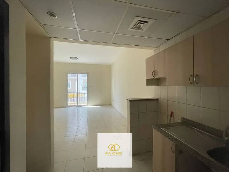 Spacious Unit | Ready to Move In Studio for Rent – Greece Cluster, International City