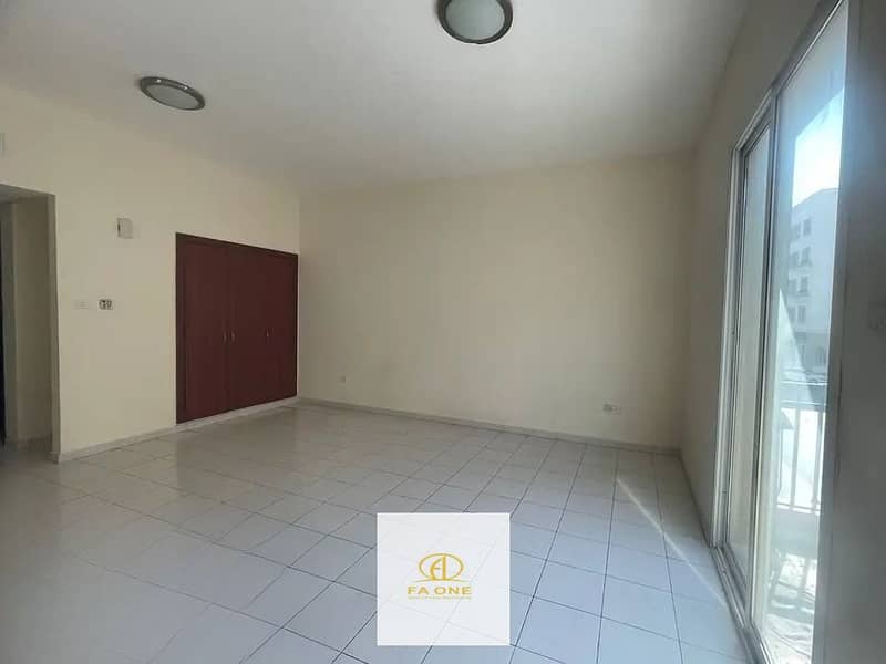Spacious Unit | Ready to Move In Studio for Rent – Greece Cluster, International City