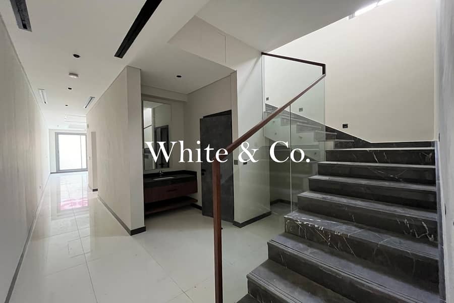 Maids Room | Landscaped | Available Now