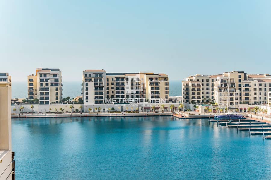 Elegant | Vacant | Breathtaking Sea View - Image 24