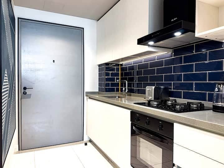 Best Deal - Furnished - Balcony - Downtown View - Image 15