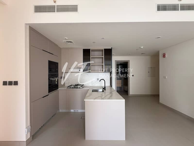 Modern 1-Bedroom | Spacious | Brand-New Apartment - Image 11