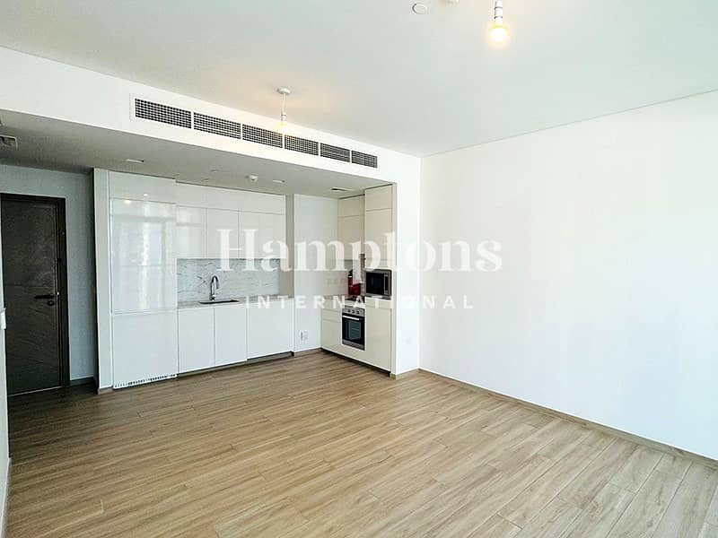 BOULEVARD VIEW | MID FLOOR | TENANTED - Image 8
