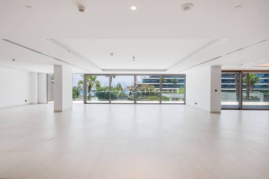 Brand New | Palm and Garden View | Vacant