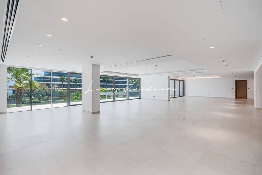 Brand New | Palm and Garden View | Vacant