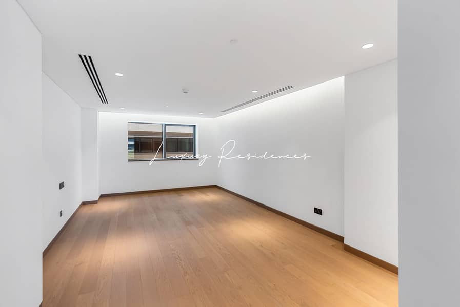 Brand New | Palm and Garden View | Vacant - Image 7