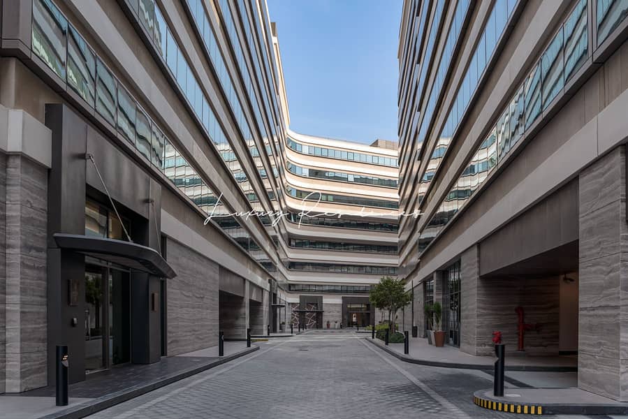 Brand New | Palm and Garden View | Vacant - Image 14