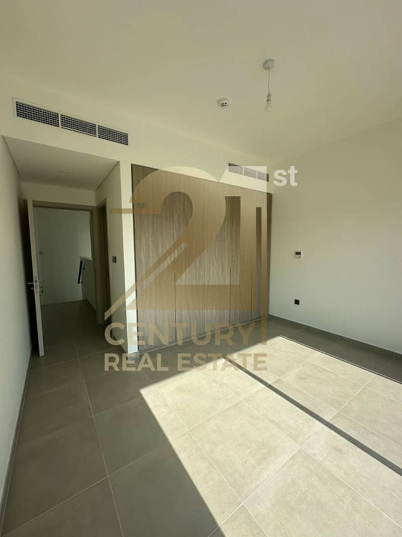 UNFURNISHED | READY TO MOVE-IN | CORNER KITCHEN - Image 12