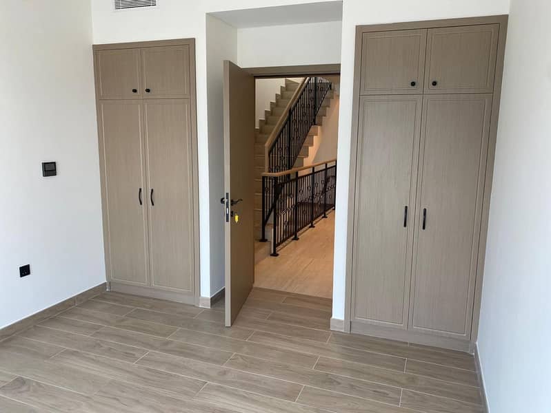 Single Row | Best Layout | Close to the Lagoons